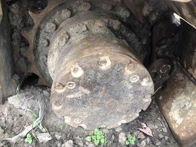 John Deere 210G Final Drive