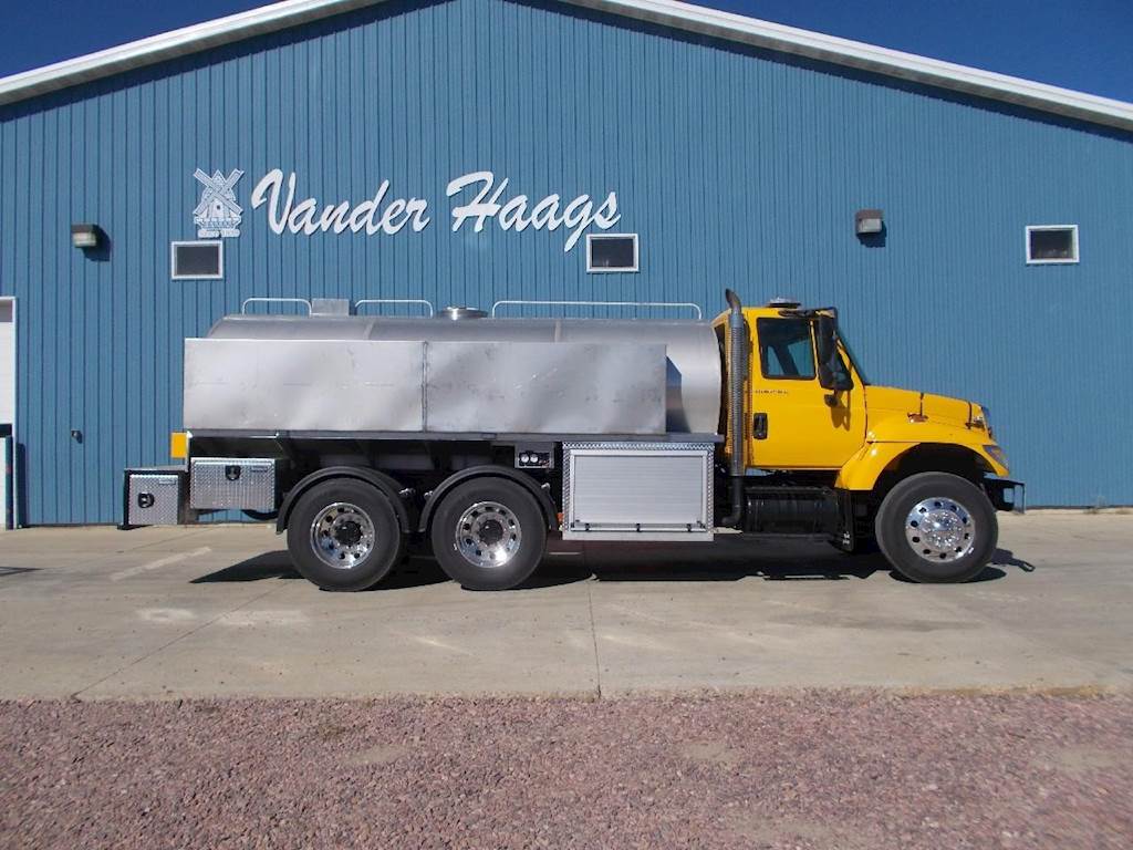 2003 International 7400 Fire Truck