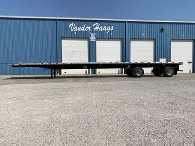 Dorsey 53x102 Combination Flatbed Trailer - Air Ride, Sliding Spread Axle
