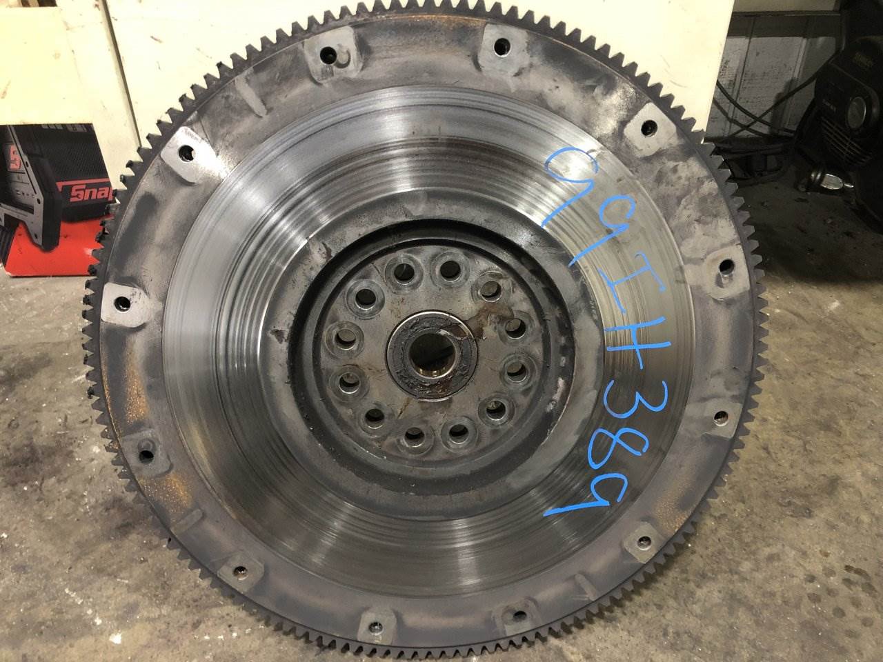 1999 International DT466E Flywheel for a International 4900 For Sale