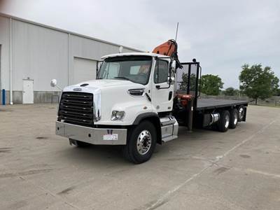 Freightliner 114SD Tandem Axle Forestry Bucket Truck - Detroit, 469HP, 8Ll Manual