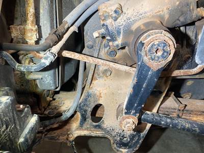 Caterpillar CT660 Frame Horn