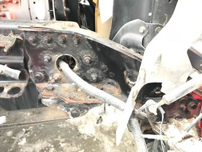 Freightliner Cascadia Frame Horn