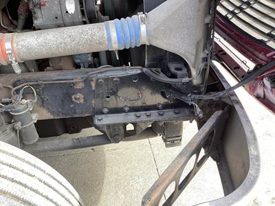 Freightliner Columbia 120 Frame Horn