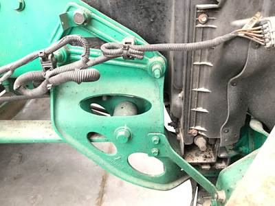 International LT Frame Horn