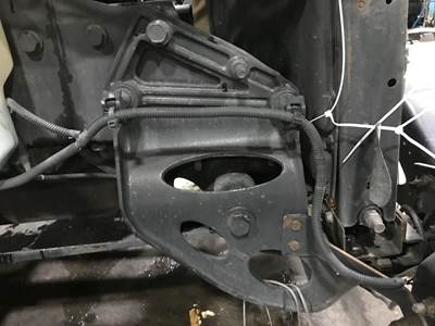 International LT Frame Horn