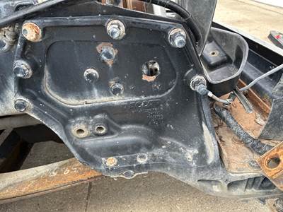 Peterbilt 384 Frame Horn