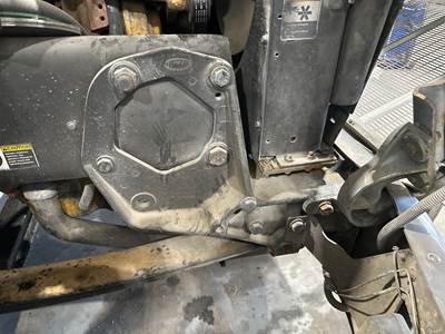 Peterbilt 385 Frame Horn