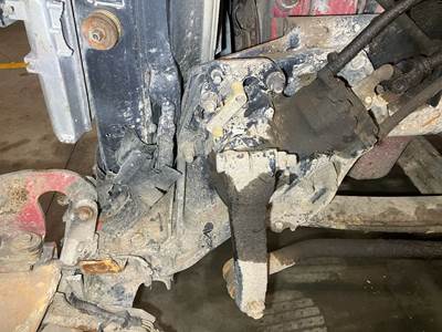 Peterbilt 386 Frame Horn