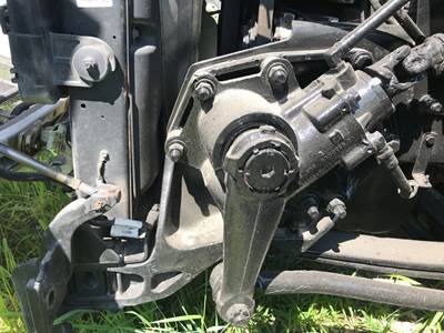 Peterbilt 579 Frame Horn