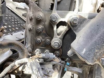 Volvo VNL Frame Horn