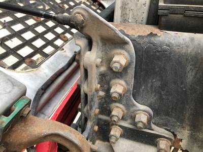 Volvo VNL Frame Horn