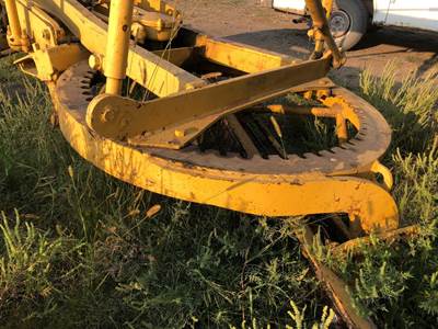 Caterpillar 212 Frame