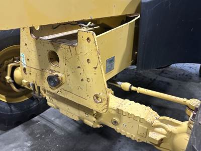 Caterpillar TH460B Frame