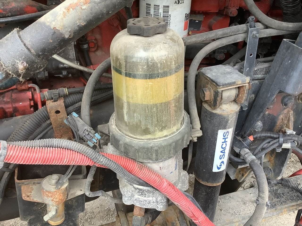 2014 Cummins ISX15 Fuel / Water Separator for a International Prostar