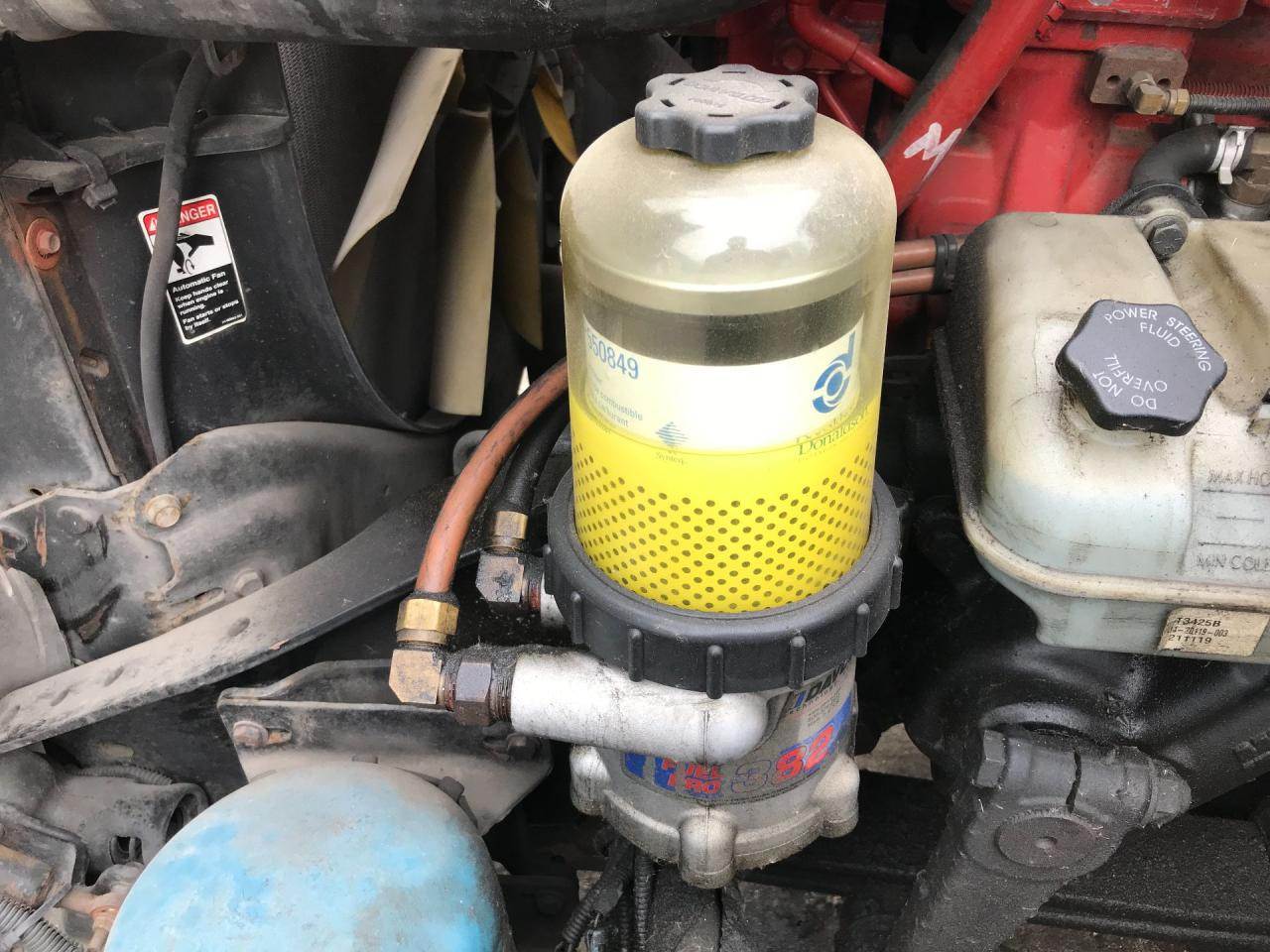 2012 Cummins ISX15 Fuel / Water Separator for a Freightliner Cascadia
