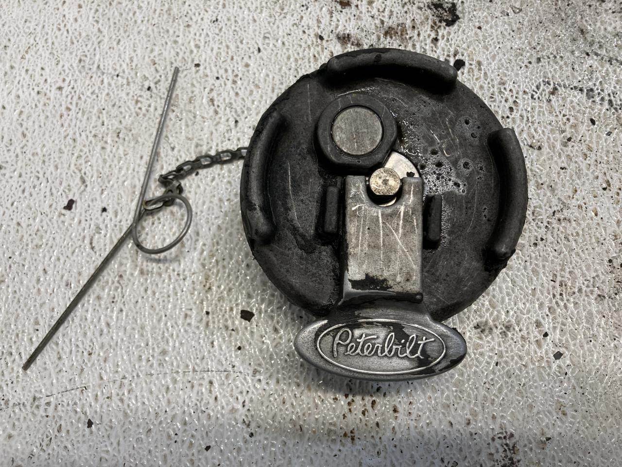 2015 Peterbilt 579 Fuel Cap For Sale Spencer, IA 25499748