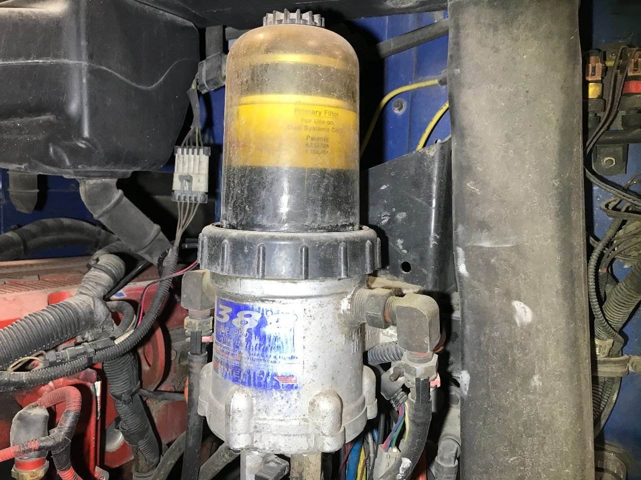 2007 Cummins ISX Fuel Filter Assembly for a International 9400 For Sale