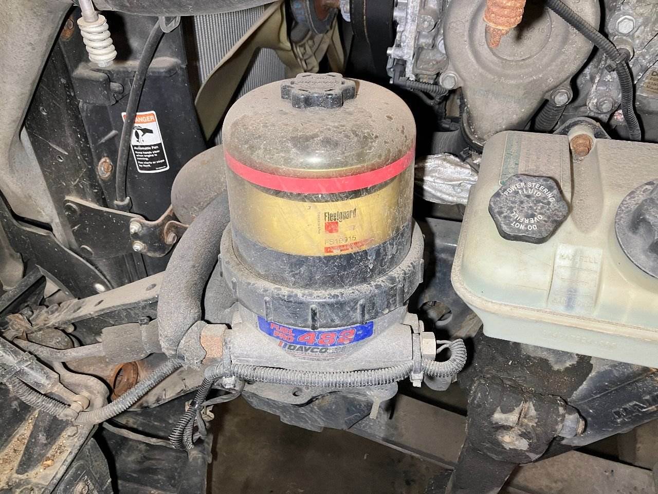 2017 Detroit DD15 Fuel Filter Assembly for a Freightliner Cascadia For