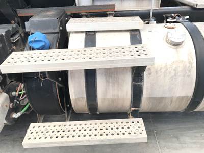 Caterpillar CT660 Fuel Tank Strap / Bracket