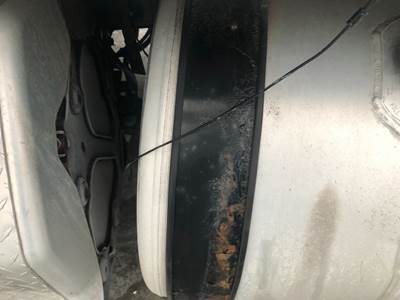 Freightliner Cascadia Fuel Tank Strap / Bracket