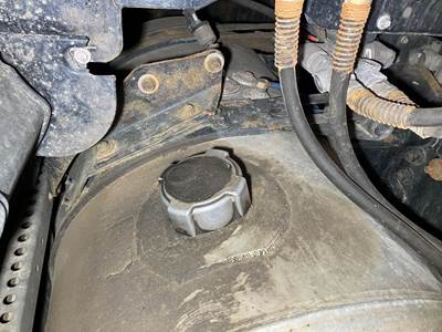 Freightliner Cascadia Fuel Tank Strap / Bracket