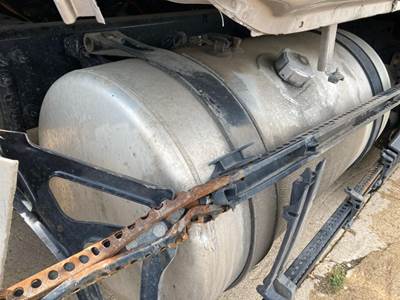 Freightliner Cascadia Fuel Tank Strap / Bracket