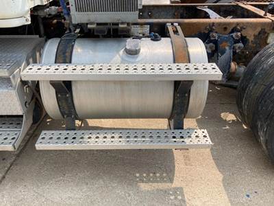 Freightliner Cascadia Fuel Tank Strap / Bracket