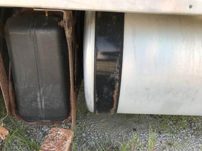 Freightliner Cascadia Fuel Tank Strap / Bracket
