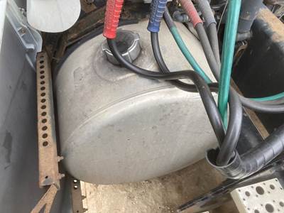 Freightliner Cascadia Fuel Tank Strap / Bracket