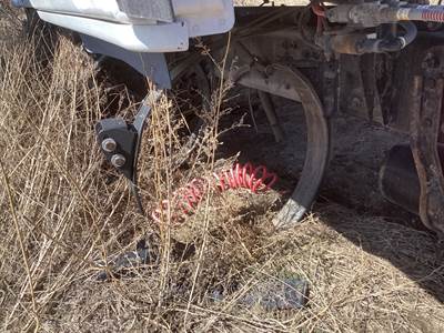 Freightliner Cascadia Fuel Tank Strap / Bracket