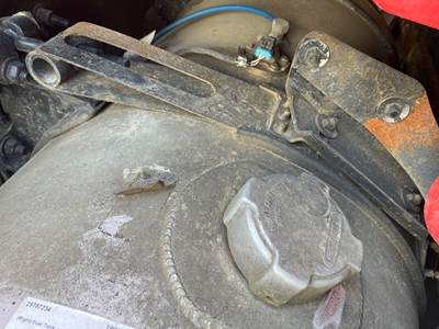 Freightliner Cascadia Fuel Tank Strap / Bracket
