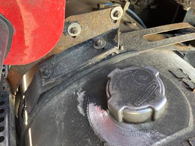 Freightliner Cascadia Fuel Tank Strap / Bracket