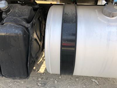 Freightliner Cascadia Fuel Tank Strap / Bracket