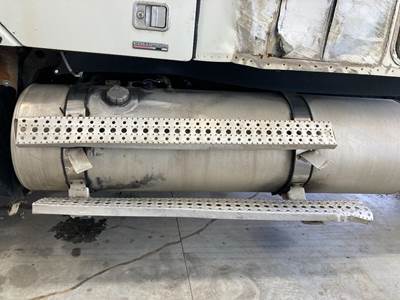 Freightliner Columbia 120 Fuel Tank Strap / Bracket