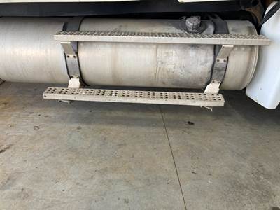 Freightliner Columbia 120 Fuel Tank Strap / Bracket