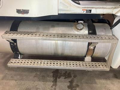 Freightliner Columbia 120 Fuel Tank Strap / Bracket