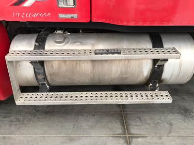 Freightliner Columbia 120 Fuel Tank Strap / Bracket