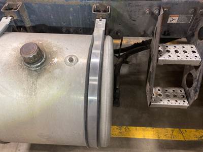 Freightliner Coronado Fuel Tank Strap / Bracket