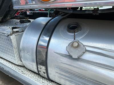 Freightliner Coronado Fuel Tank Strap / Bracket