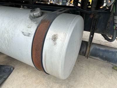 Freightliner Coronado Fuel Tank Strap / Bracket