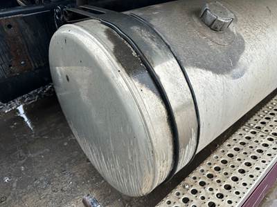 Freightliner Coronado Fuel Tank Strap / Bracket