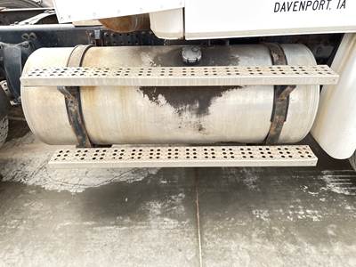 Freightliner FL112 Fuel Tank Strap / Bracket