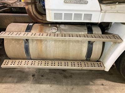 Freightliner FLC112 Fuel Tank Strap / Bracket