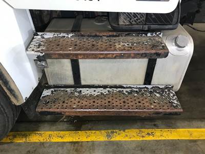 Freightliner M2 106 Fuel Tank Strap / Bracket