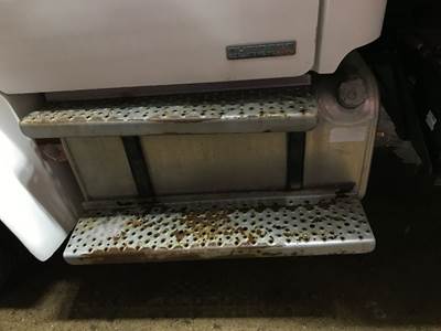 Freightliner M2 106 Fuel Tank Strap / Bracket