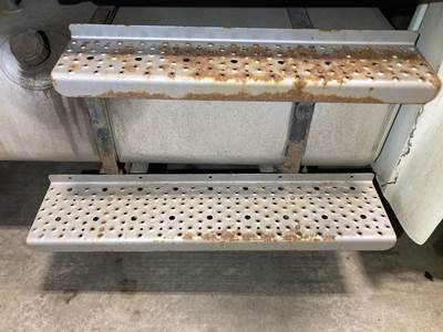 Freightliner M2 106 Fuel Tank Strap / Bracket