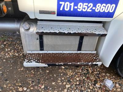 Freightliner M2 106 Fuel Tank Strap / Bracket