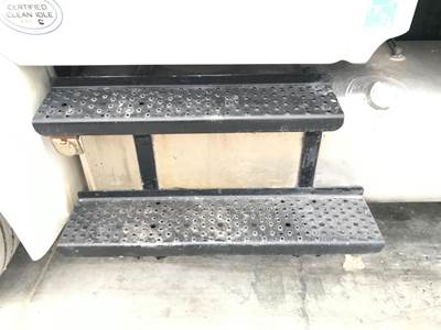 Freightliner M2 106 Fuel Tank Strap / Bracket