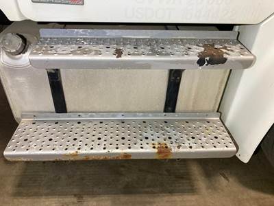 Freightliner M2 106 Fuel Tank Strap / Bracket